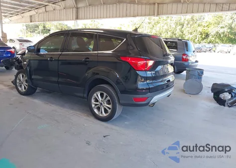 2019 Ford Escape Se from USA, damaged, VIN 1FMCU0GD4KUA26389